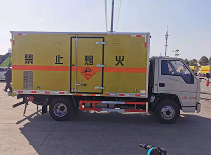 商河爆破器材运输车